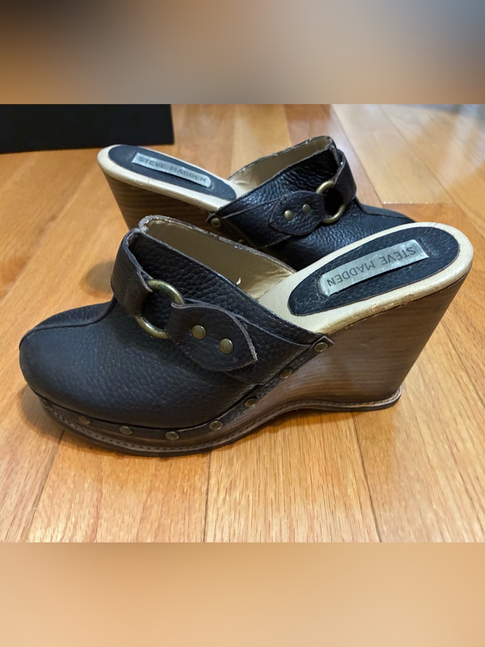 Steve Madden Dark Brown Leather Studded Clog Wedge Mules 7.5 Cavo